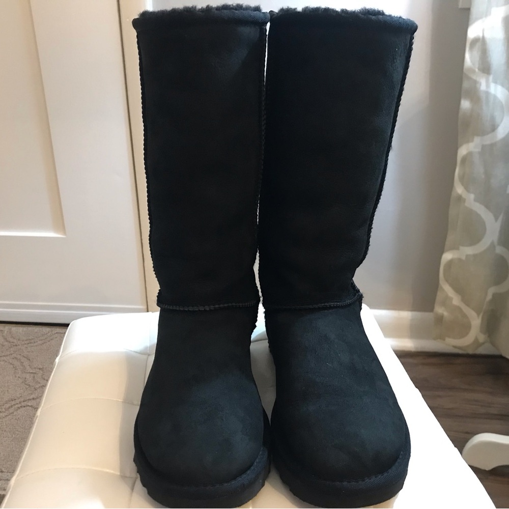 Ugg Classic Tall Women's Black Boots Size 7